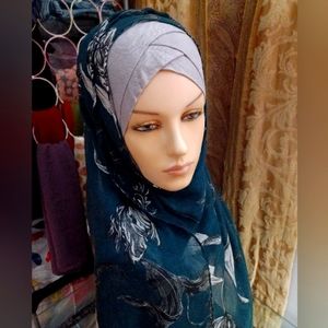 Banana Republic Scarf Wrap Hijab Rectangle Floral Lily